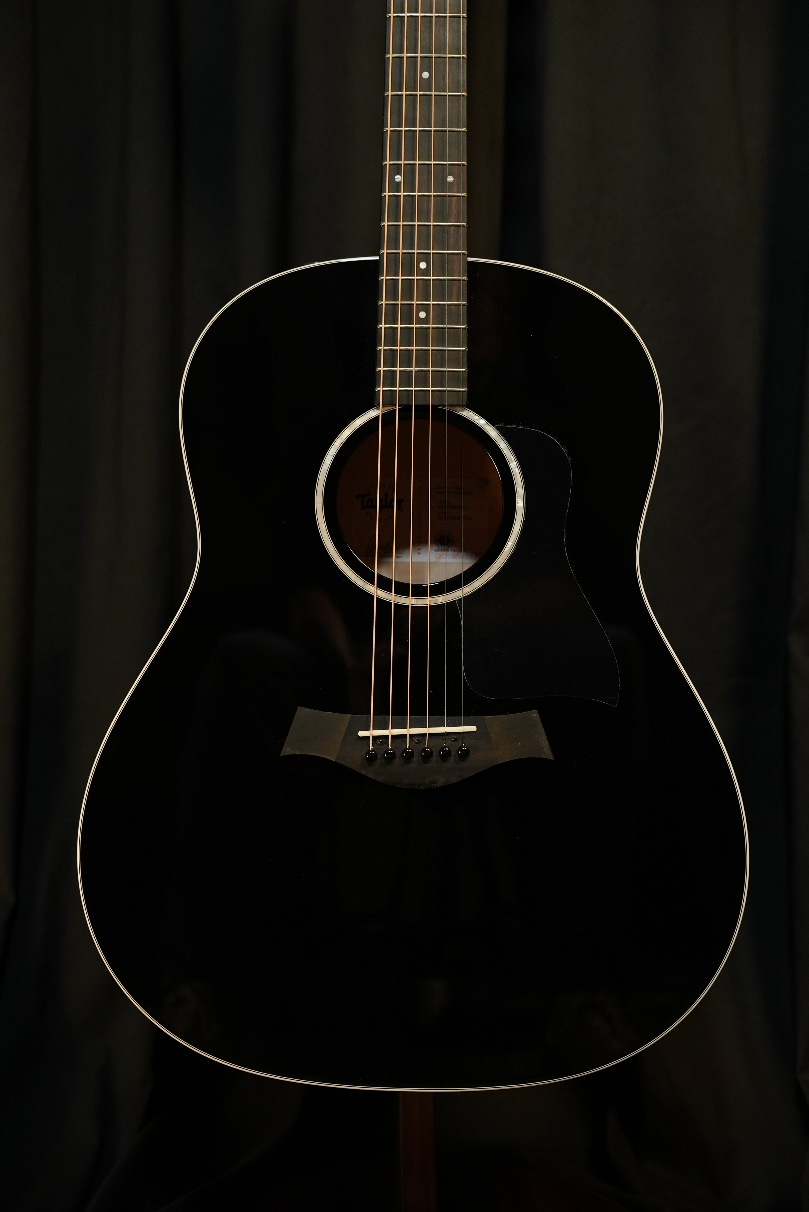 37 ヘタミュ アメリカ Taylor 217e-BLK Plus Acoustic-Electric Guitar | Grand Pacific