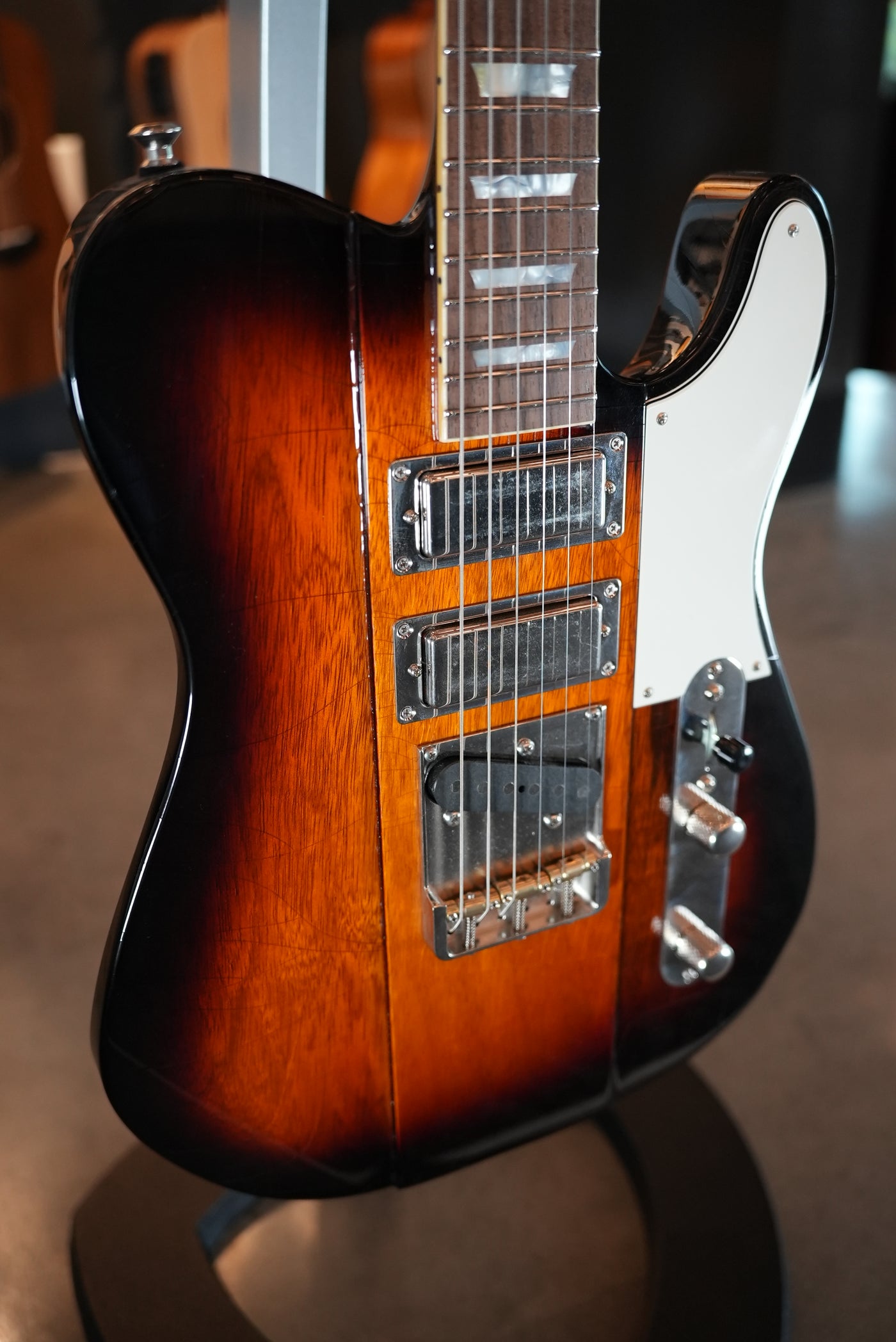 B3 Phoenix V Faded Cherry Burst