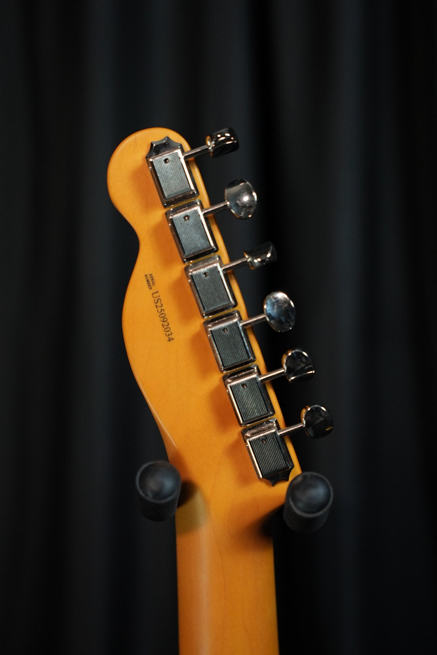 American Professional Classic Telecaster® Butterscotch Blonde