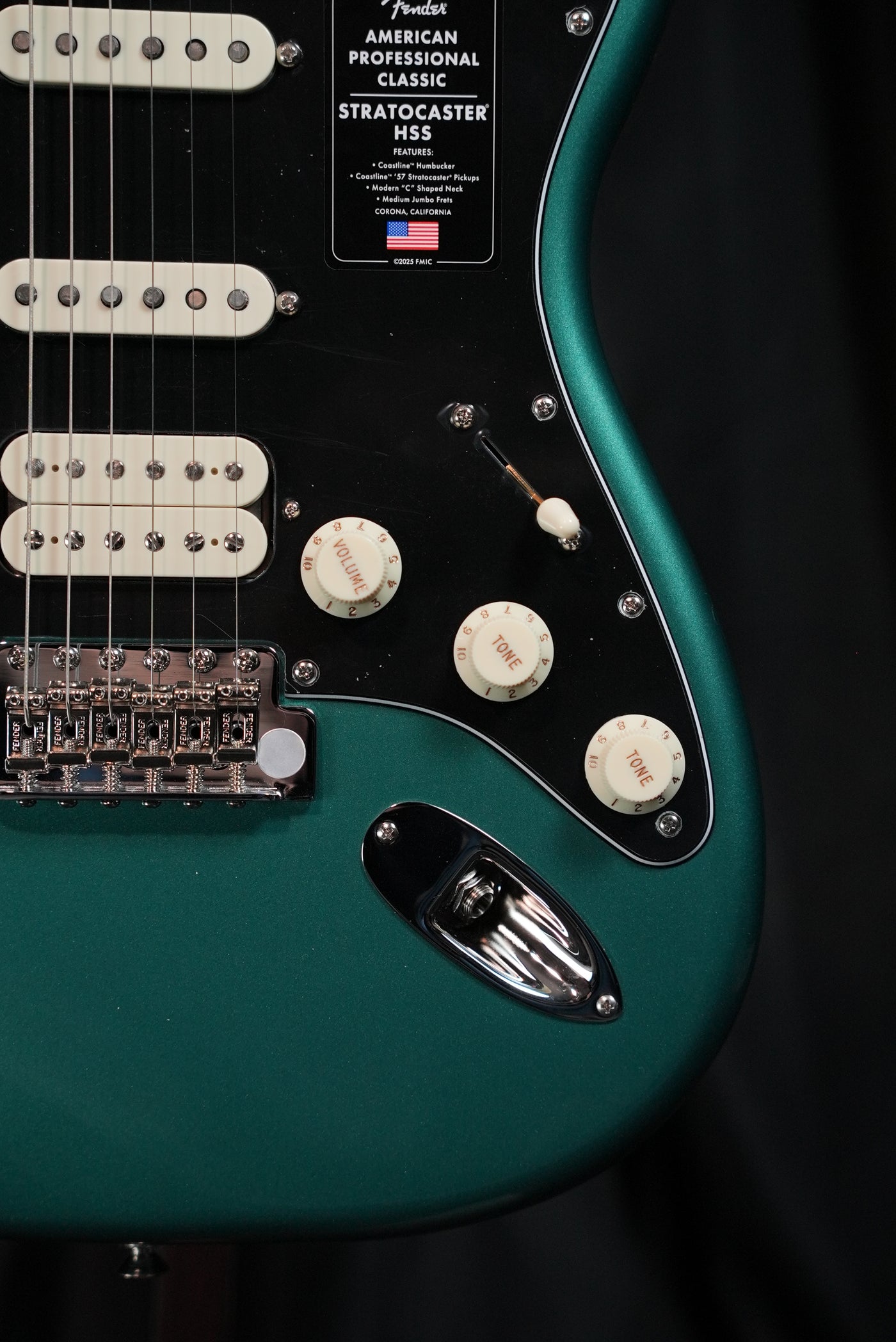 American Professional Classic Stratocaster® HSS Faded Sherwood Green Metallic