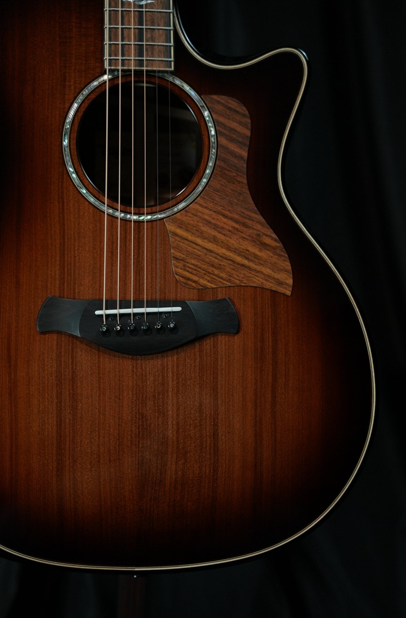 Builder's Edition 814ce Honduran / Sinker Redwood
