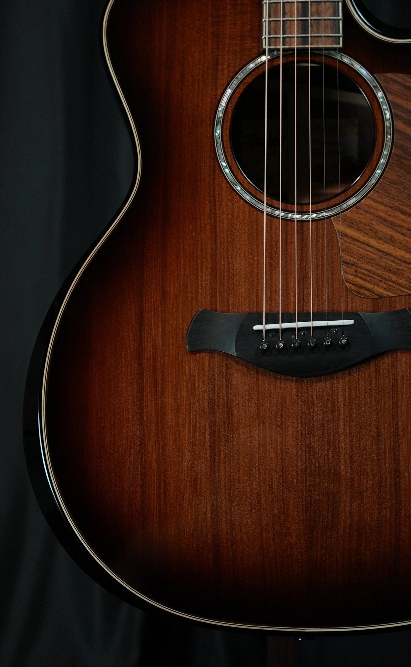 Builder's Edition 814ce Honduran / Sinker Redwood