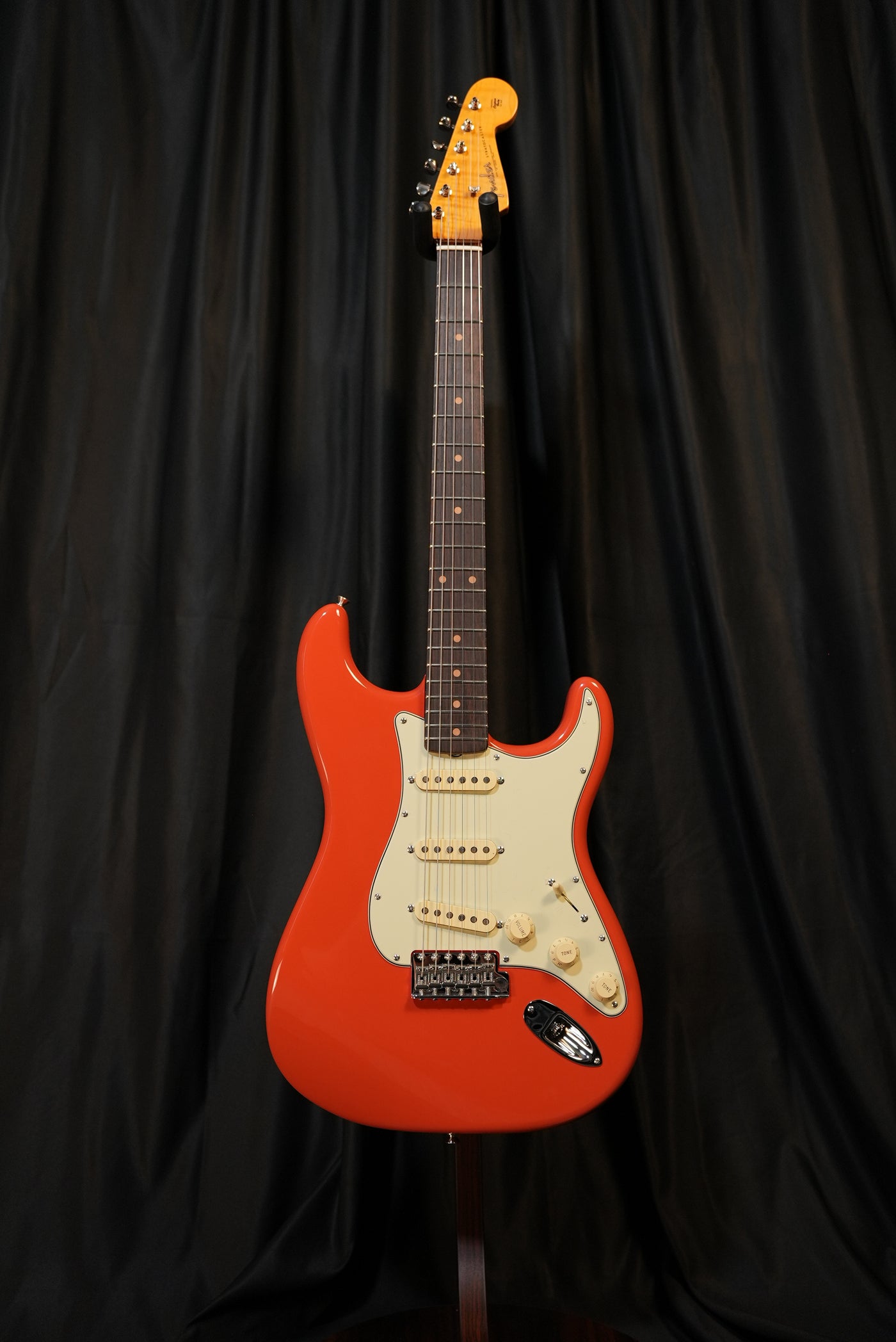 Limited Edition American Vintage II '61 Stratocaster® Fiesta Red