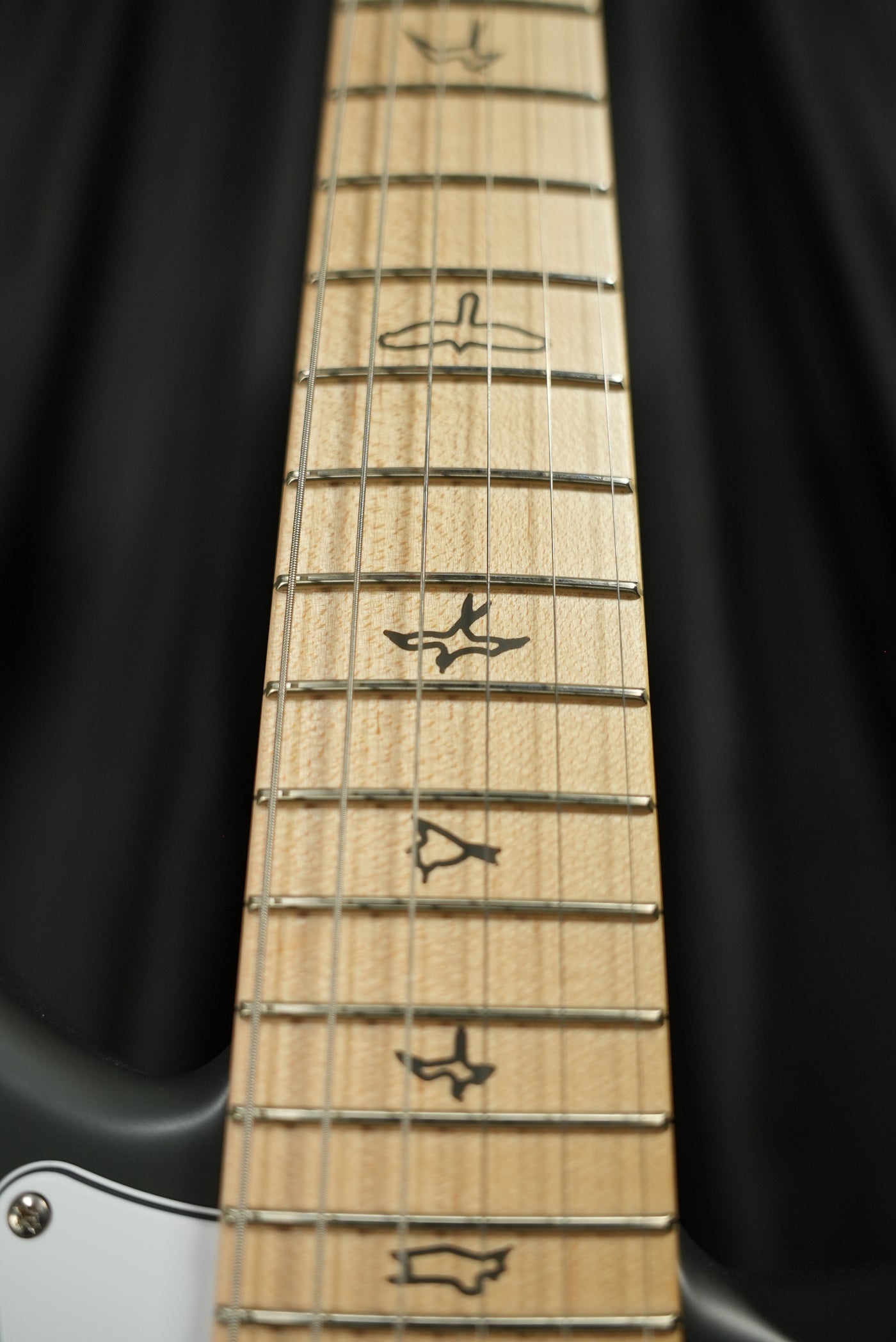 Silver Sky - Faded Black Tee with Maple Fretboard