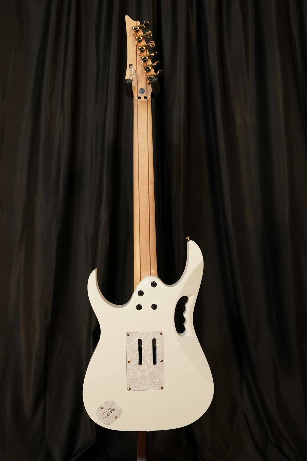 Ibanez Steve Vai Signature JEM7VP – White – VERA Guitars