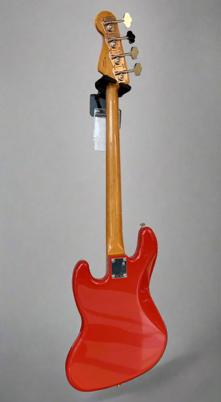 Fender Vintera II '60s Jazz Bass Fiesta Red | Vera Guitars