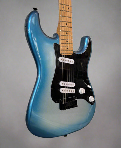 Contemporary Stratocaster® Special Sky Burst Metallic