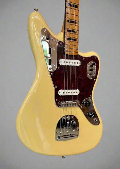 Vintera® II '70s Jaguar®, Maple Fingerboard, Vintage White