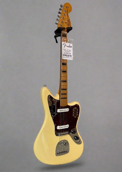 Vintera® II '70s Jaguar®, Maple Fingerboard, Vintage White