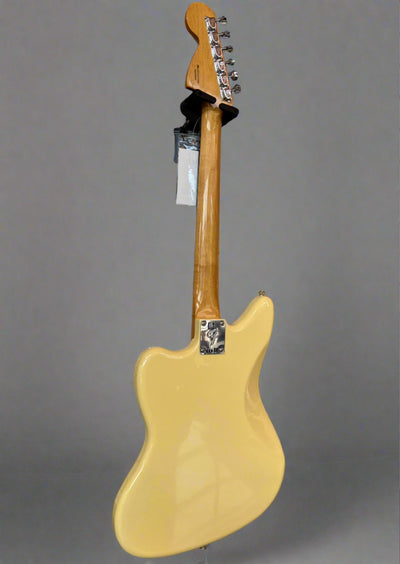 Vintera® II '70s Jaguar®, Maple Fingerboard, Vintage White