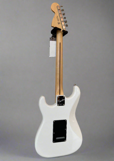 American Performer Stratocaster® Arctic White