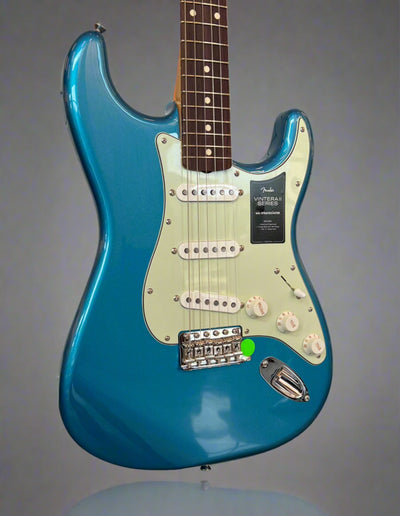 Vintera® II '60s Stratocaster® Lake Placid Blue