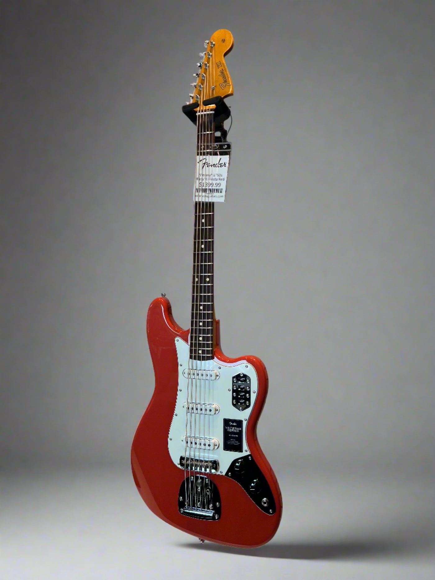 Vintera® II '60s Bass VI Fiesta Red