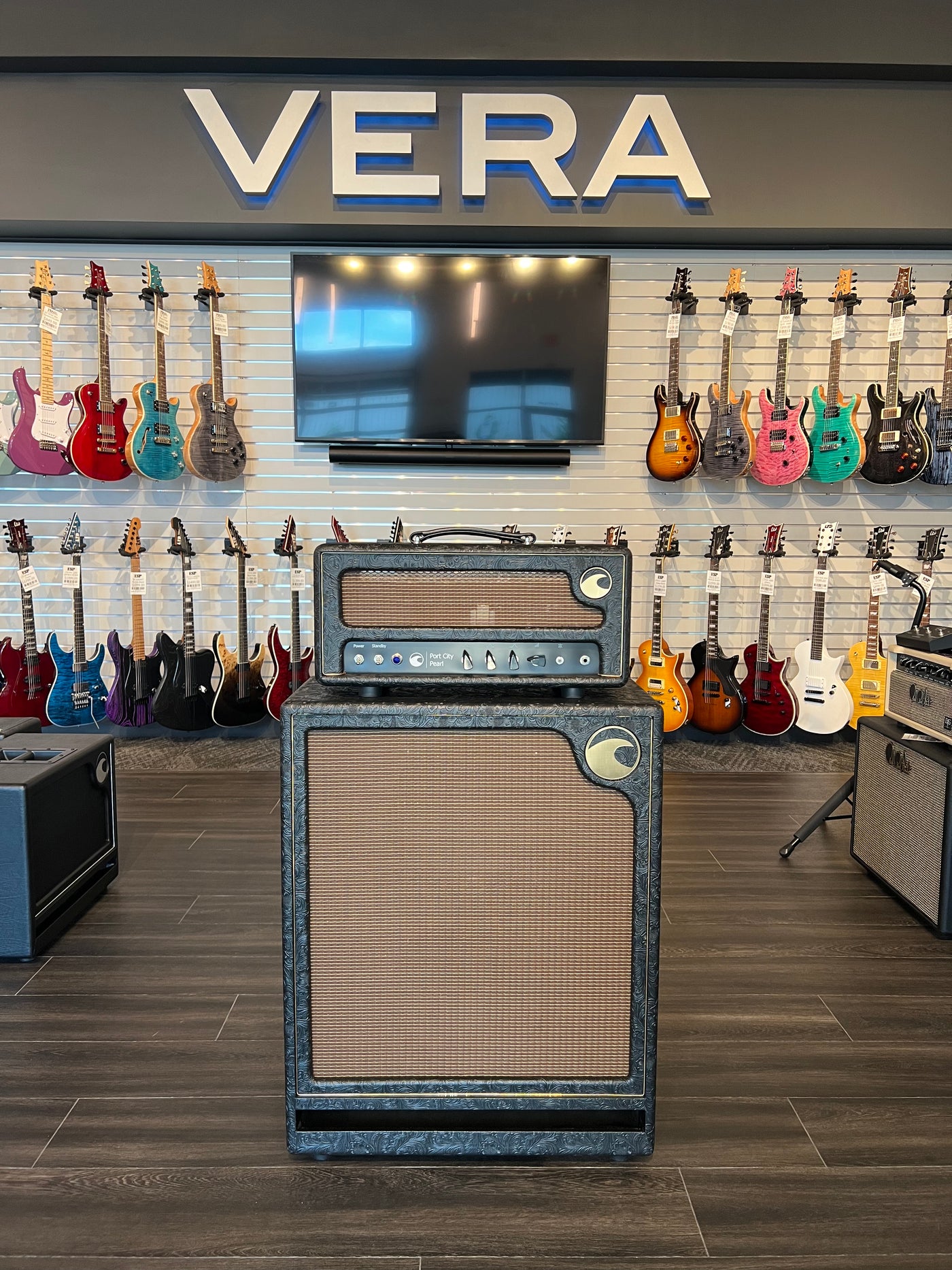 2x12 Vertical Wave cab