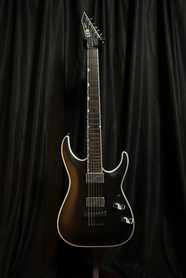 ESP LTD MH-1000NT BB – Fishman Fluence • Black Satin | Vera