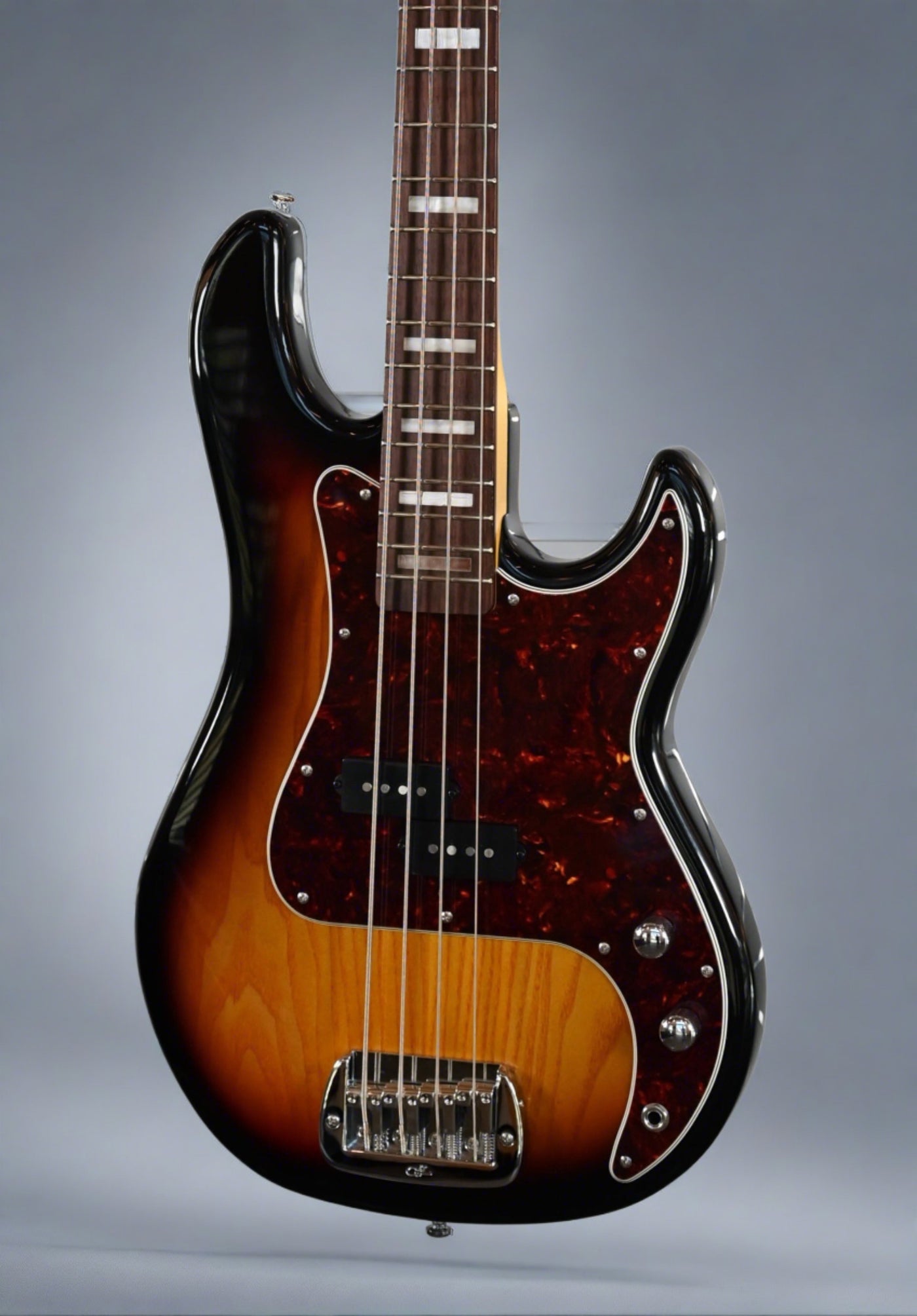 Tribute LB-100 Bass Tobacco Burst