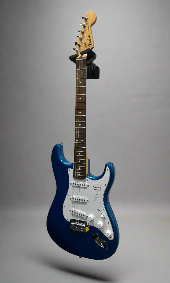 Standard_Stratocaster_Aqua_Mar