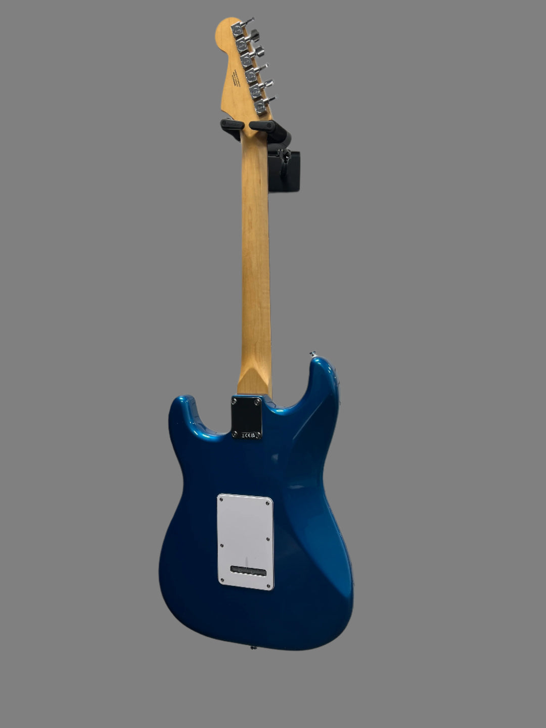 ギター FENDER Stratocaster, Aqua Marine Standard Stratocaster® Aqua Marine Metallic – VERA Guitars