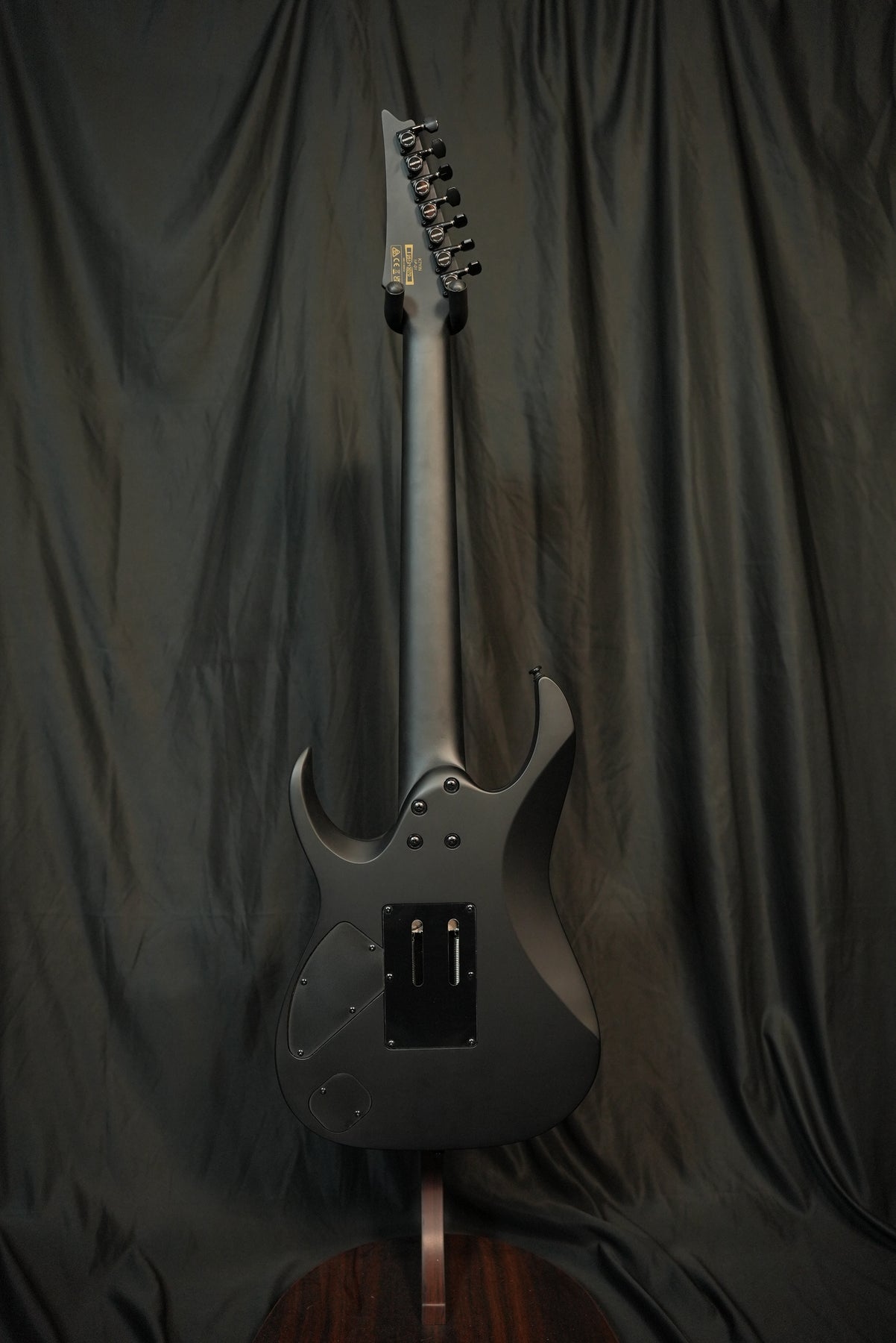 Ibanez K7YIN Munky Signature 7-String Guitar – Matte Black | VERA