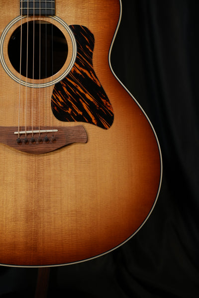 Taylor Gold Label 714e Sunburst spruce top grain and rosette close-up buy Taylor guitars online